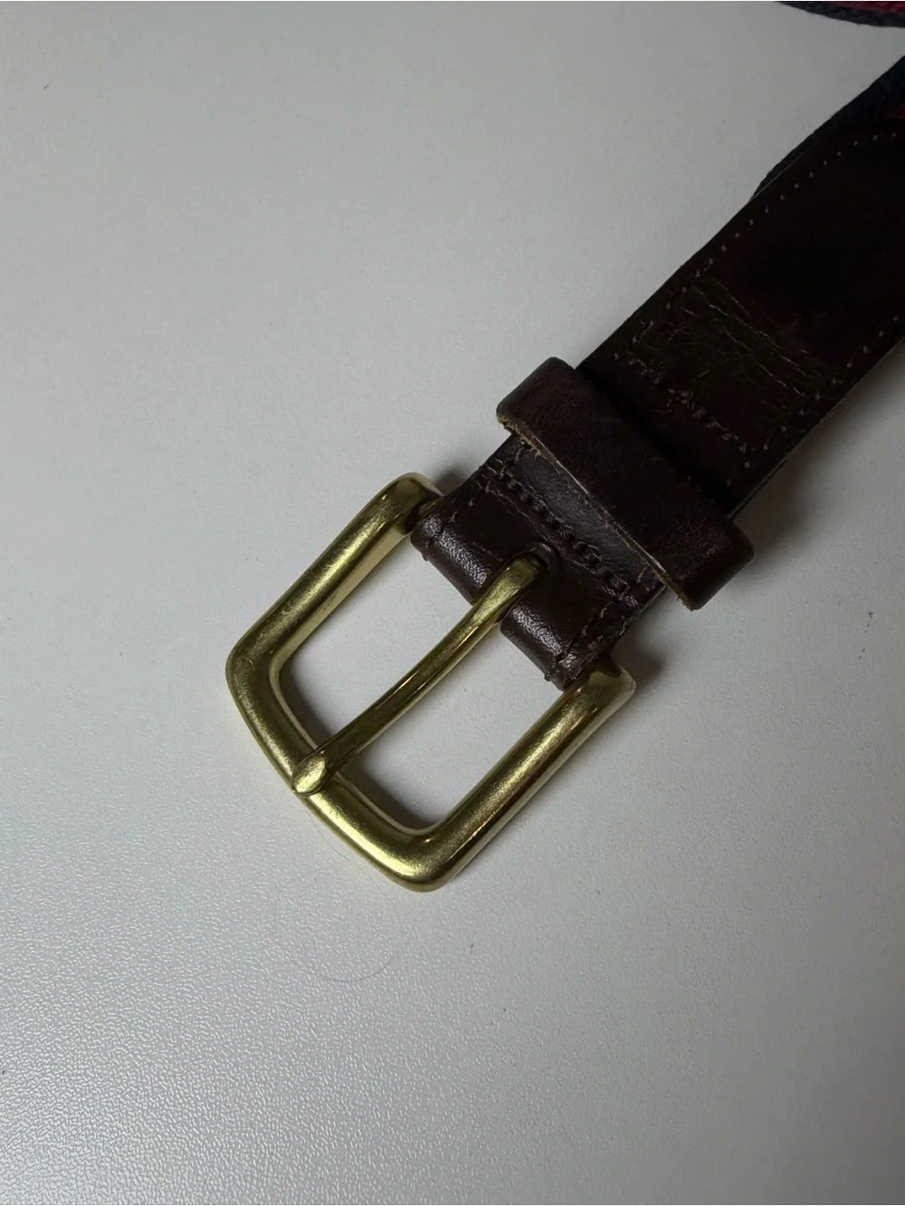 Vineyard Vines 30W Burgundy Elephant Canvas Belt with Brown Leather Brass Buckle